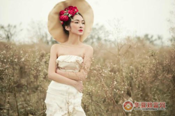 凤凰印象婚纱摄影加盟